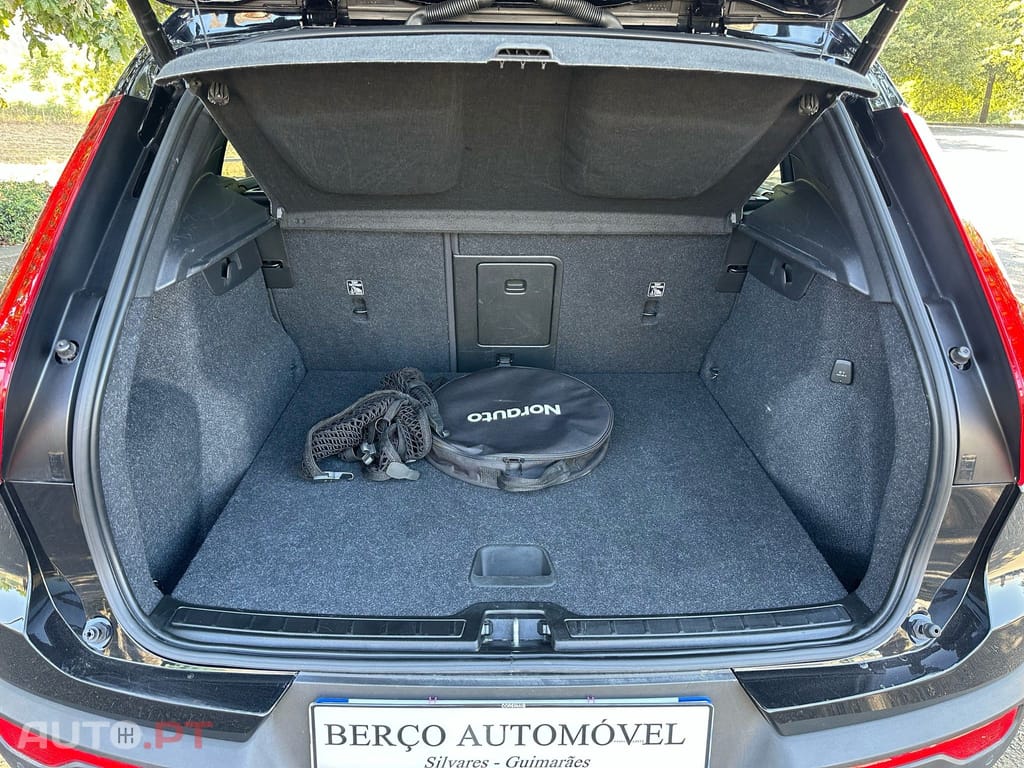 Volvo XC40 1.5 T4 PHEV Inscription Expression