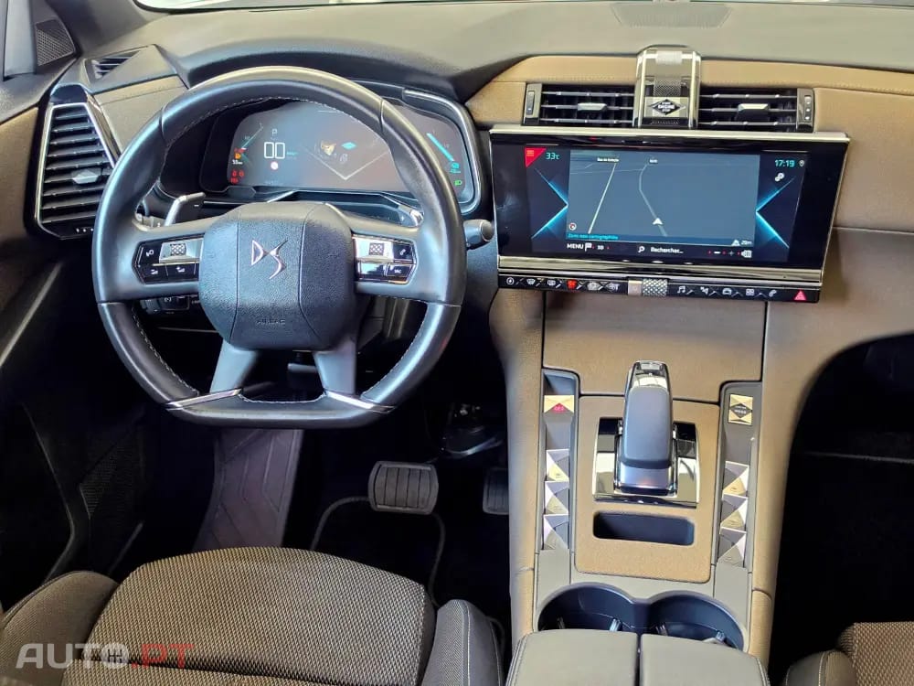DS DS7 Crossback E-Tense Bastille+ EAT8
