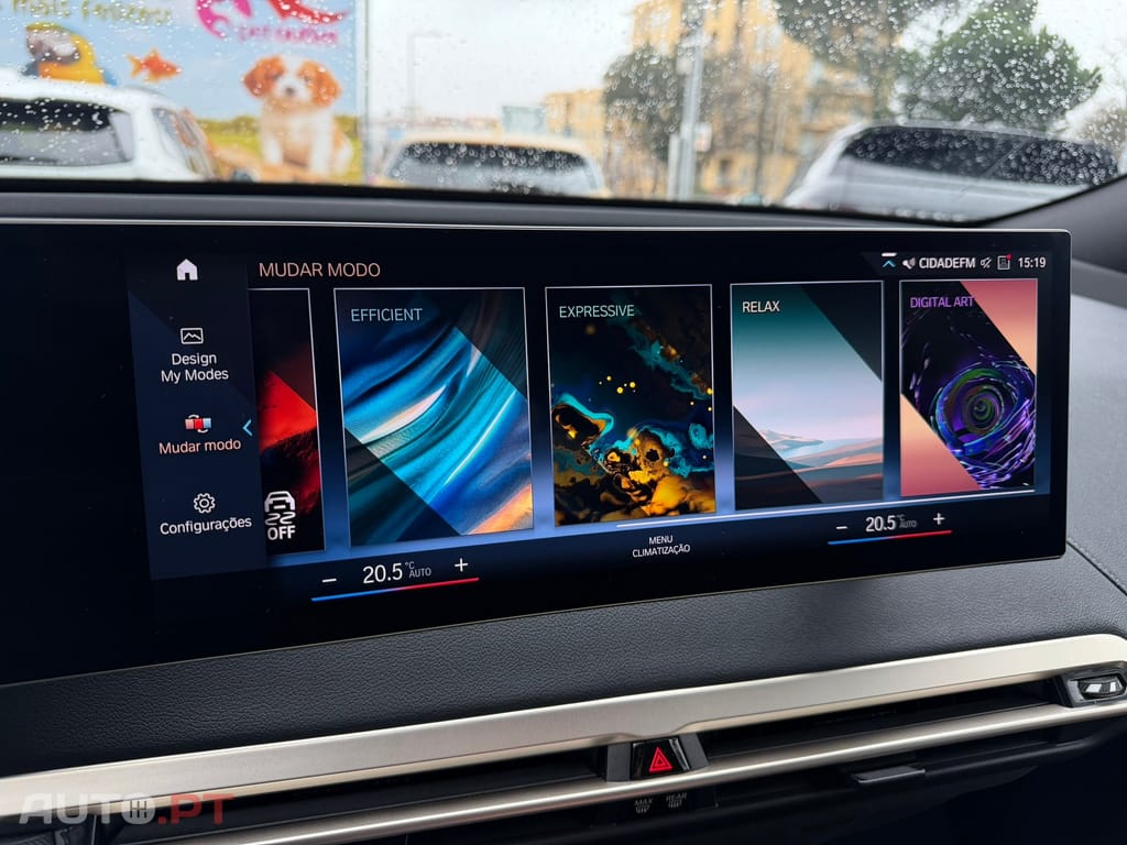 BMW iX xDrive 40 Pack Desportivo