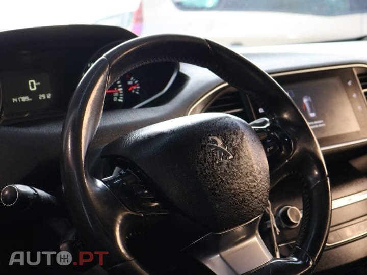 Peugeot 308 1.2 PureTech Active