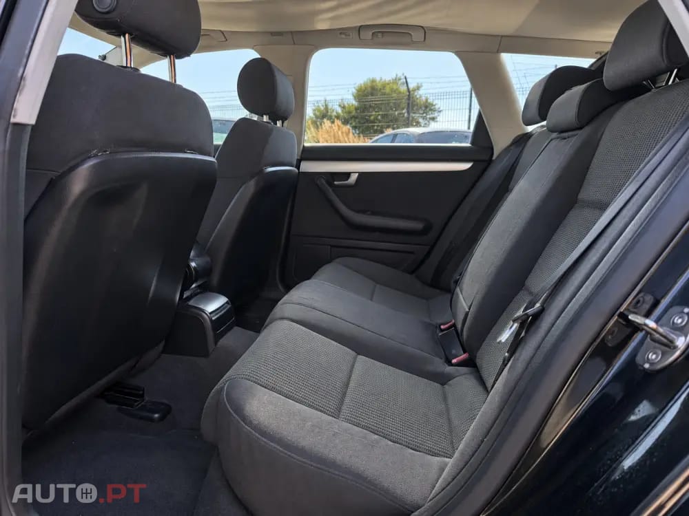 Audi A4 Avant S-LINE