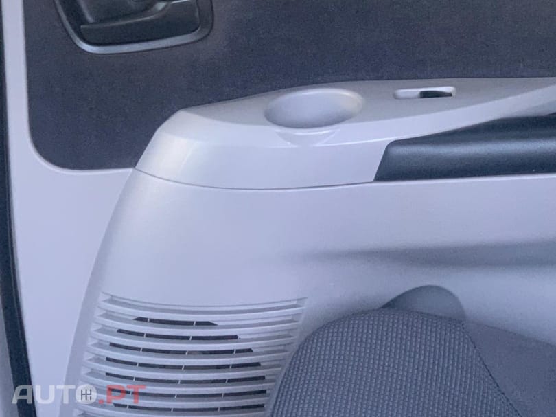 Mitsubishi Grandis 2.0 DI-D Invite