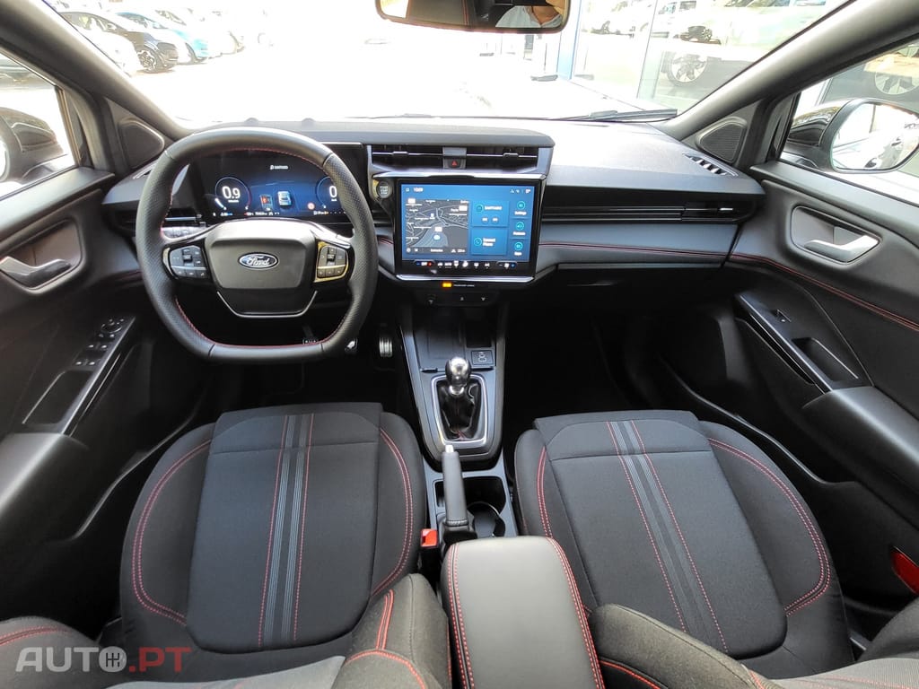 Ford Puma 1.0 EcoBoost mHEV ST-Line