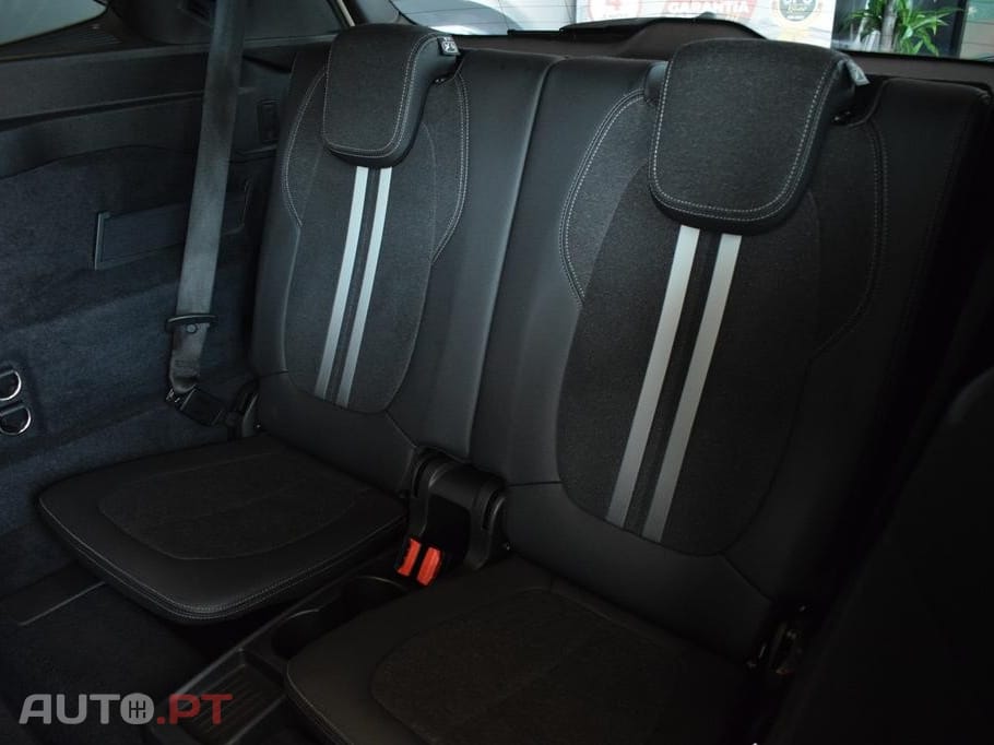 BMW 216 d 7L Line Sport