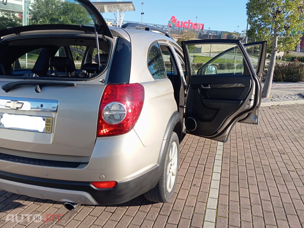 Chevrolet Captiva suv 7 lugares