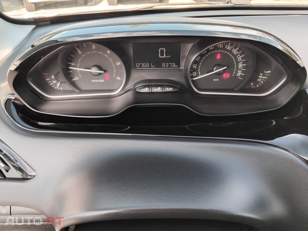 Peugeot 208 I 1.5 BlueHDi VAN