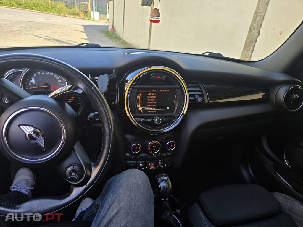 MINI Cabrio 1.6D