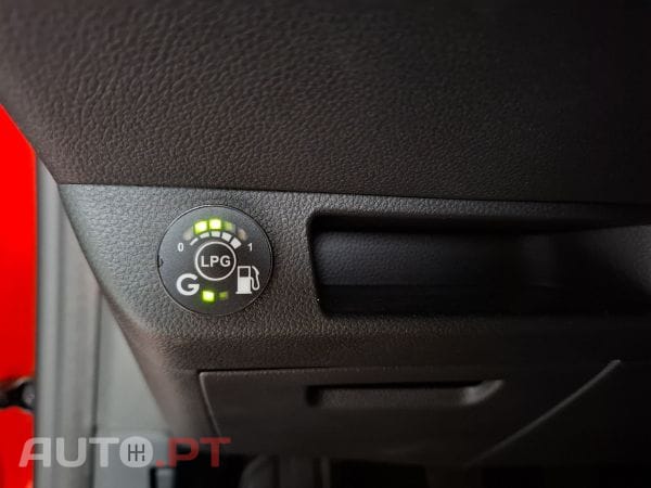 Renault Clio TCe 100 Bi-Fuel Techno