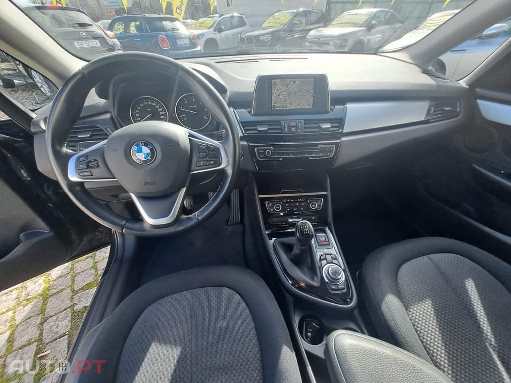 BMW 218 d Advantage