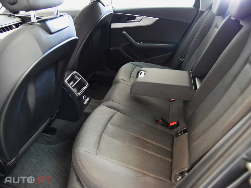 Audi A4 Avant 35 TDI Design S tronic