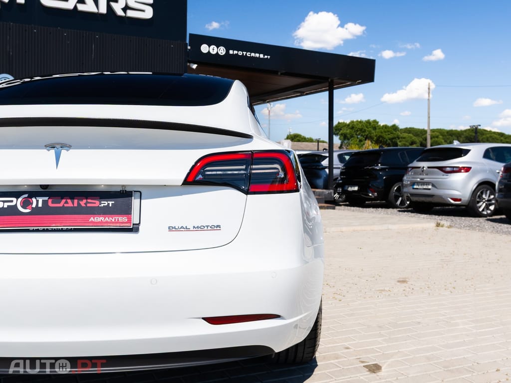 Tesla Model 3 Performance Dual Motor AWD