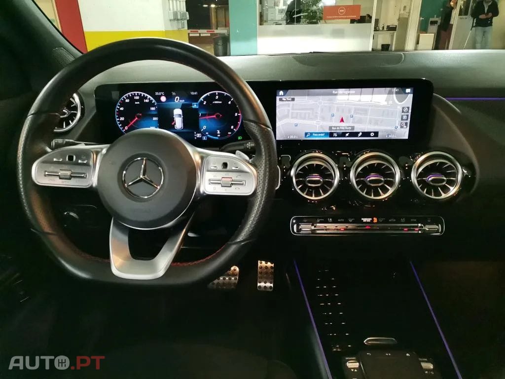 Mercedes-Benz GLA 180 d AMG Line