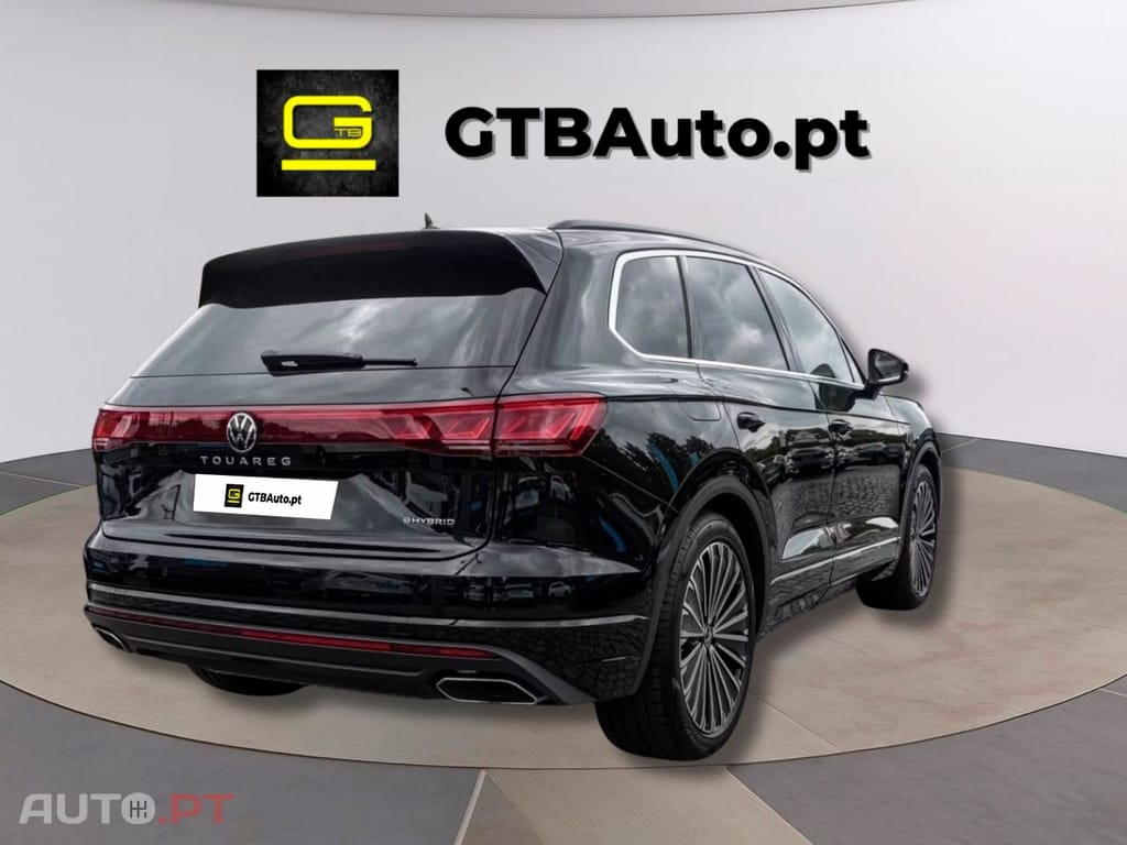 Volkswagen Touareg I.V.A DEDUTIVEL 3.0 eTSI eHybrid