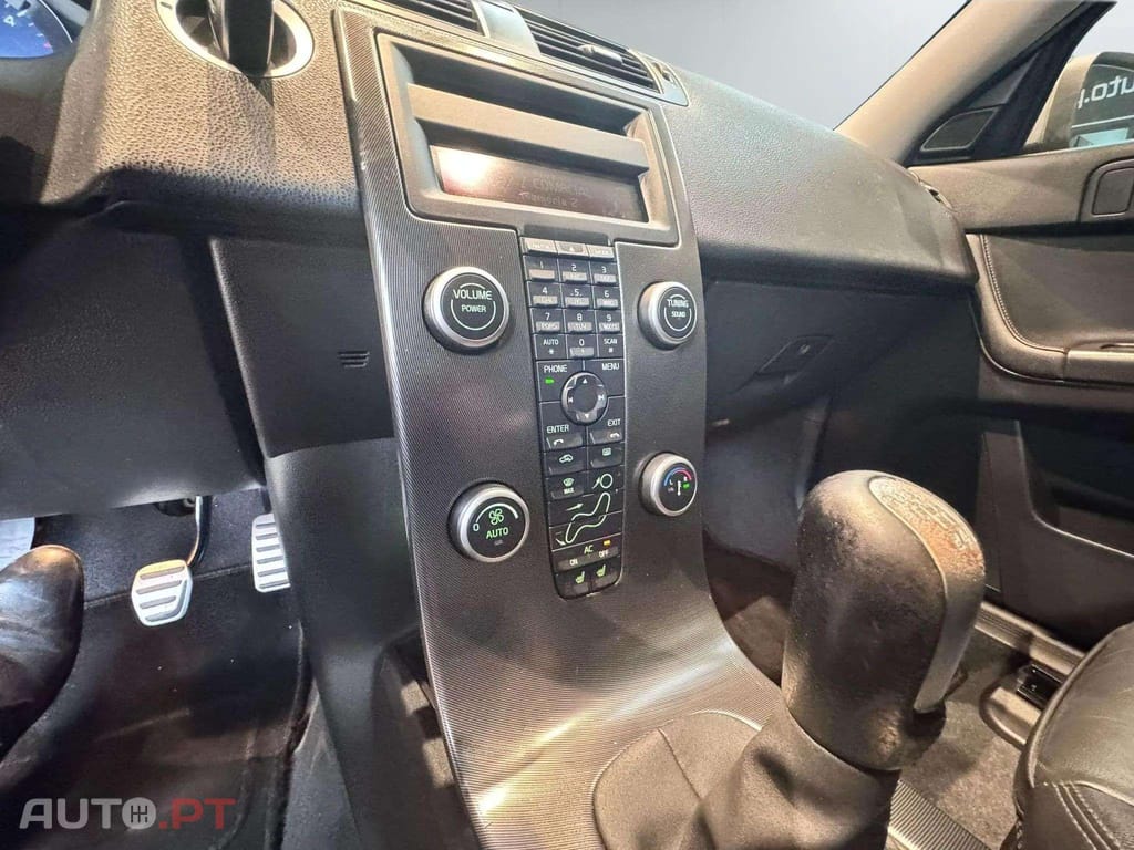 Volvo S40 1.6D R DESIGN 