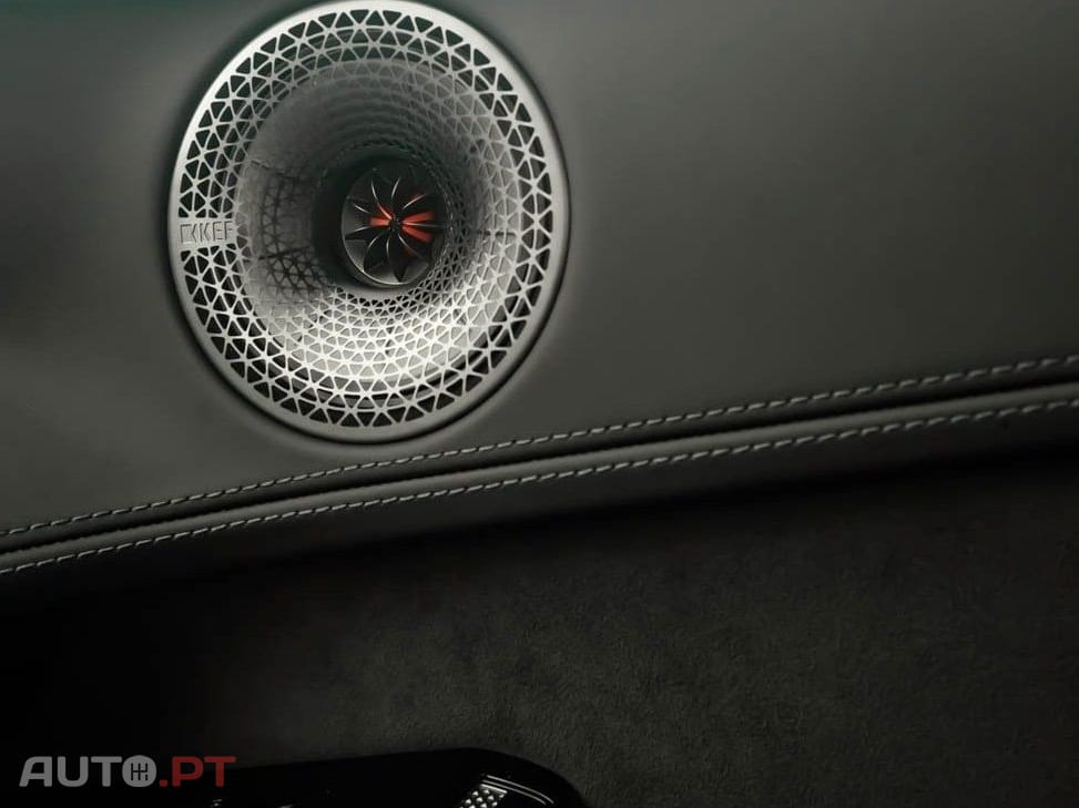 Lotus Eletre 612cv AWD