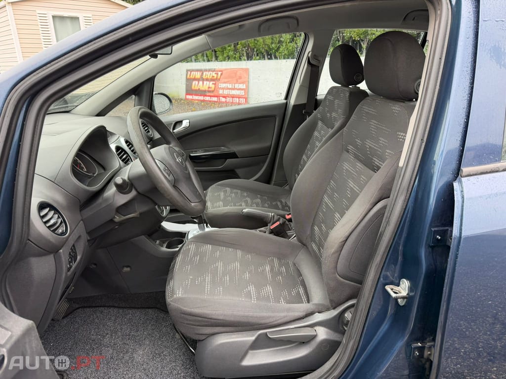 Opel Corsa 1.2 Connect Easytronic