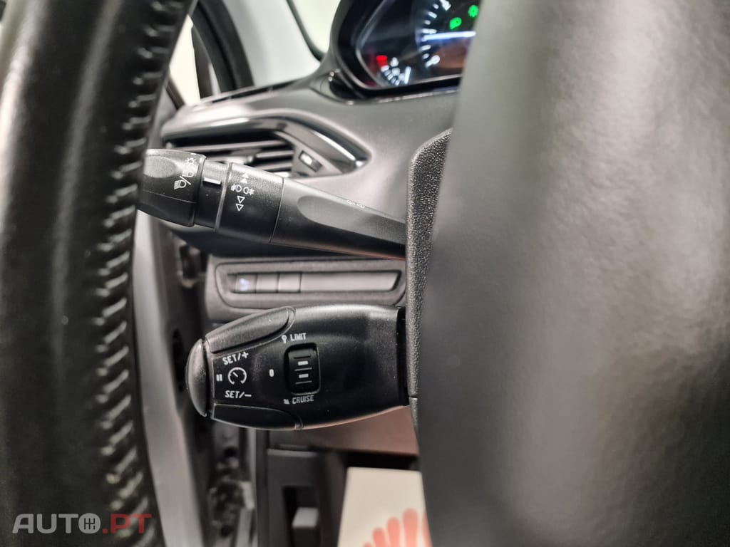 Peugeot 208 1.6 BlueHDi Active