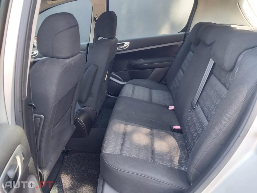 Peugeot 307 1.4 16V Navtech