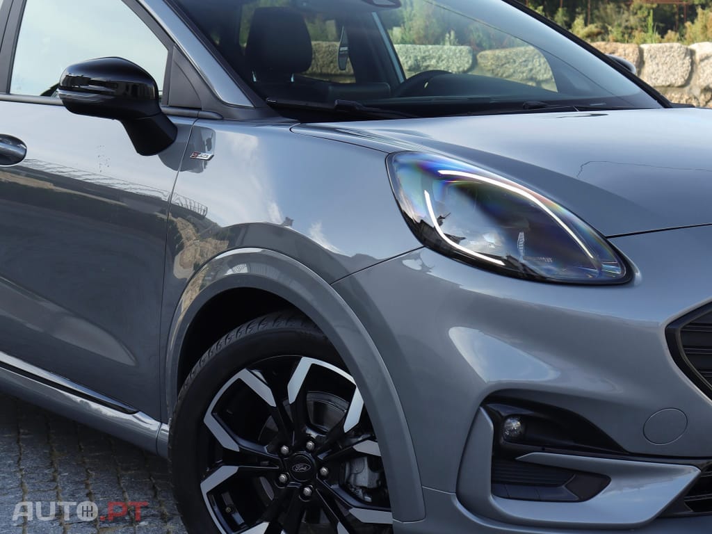 Ford Puma 1.0 EcoBoost Hybrid ST-LINE