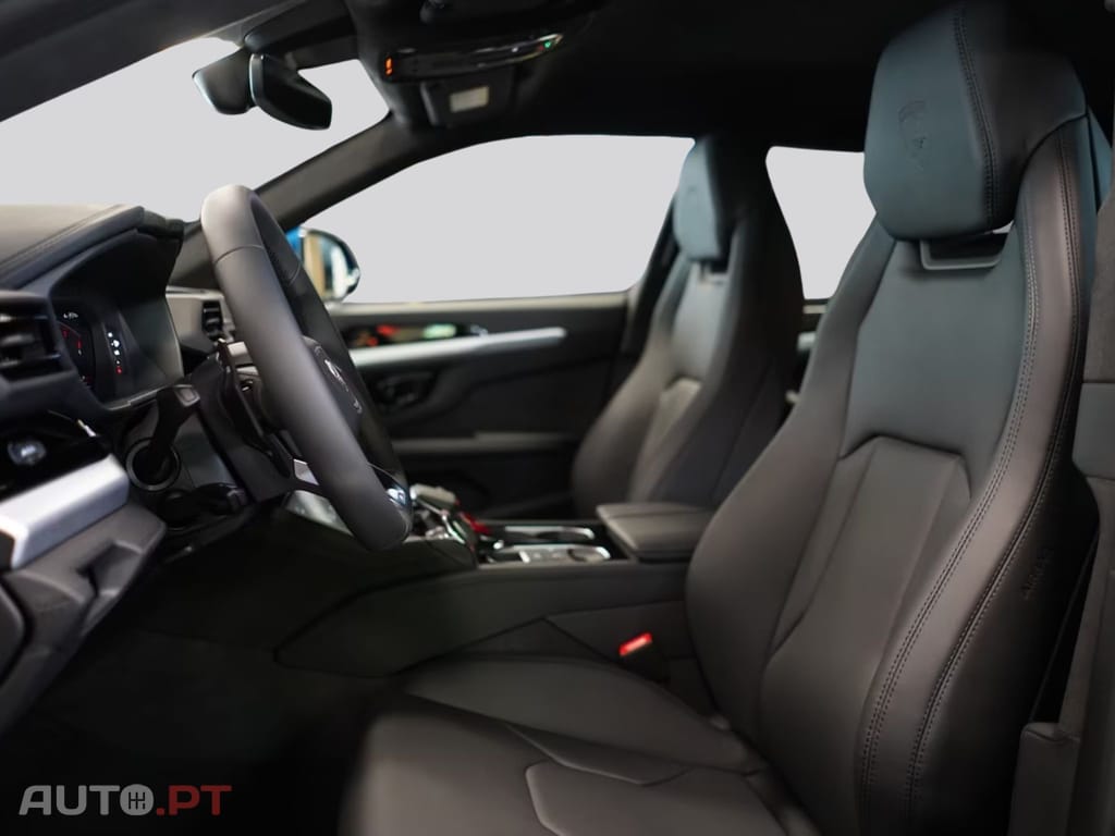 Lamborghini Urus SE I.V.A DEDUTIVEL