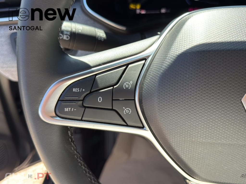 Renault Clio 1.0 Techno Bi-Fuel