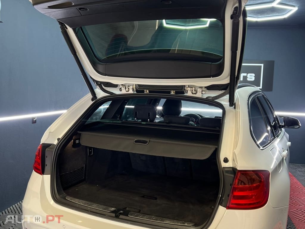 BMW 318 d Touring Pack M
