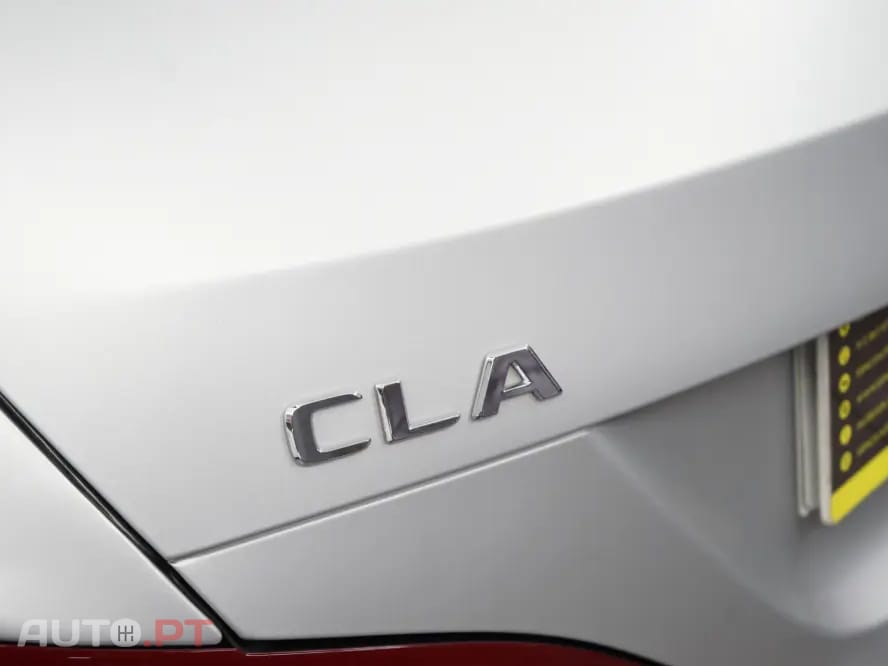 Mercedes-Benz CLA 180 d Shooting Brake AMG Line Aut.