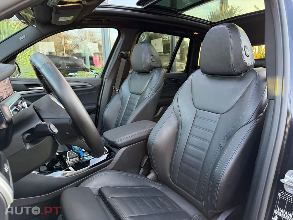 BMW iX3 M Sport Impressive