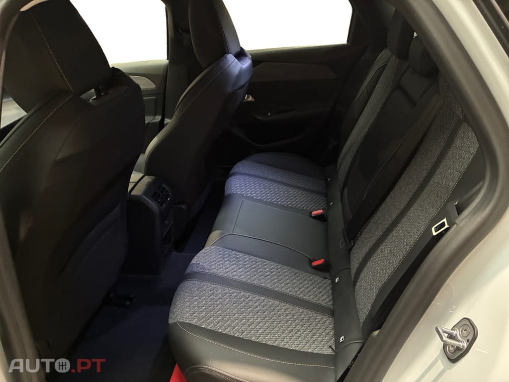 Peugeot 308 SW 1.5 BlueHDi Allure EAT8