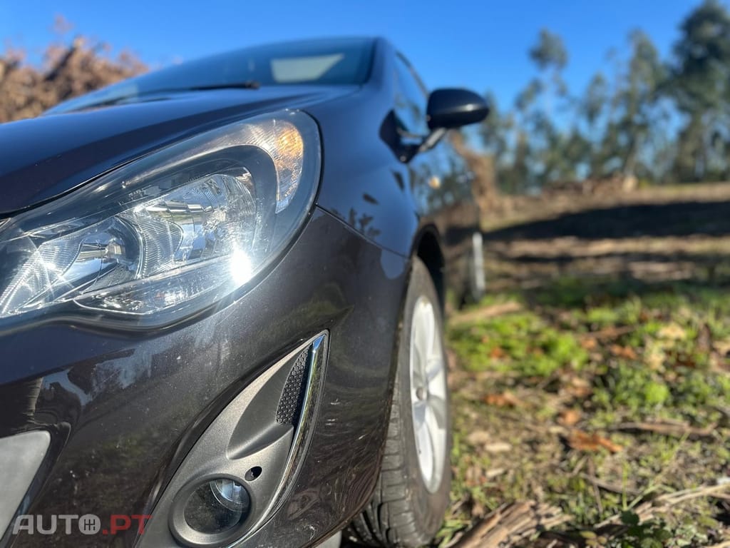 Opel Corsa 1.2 Enjoy S/S