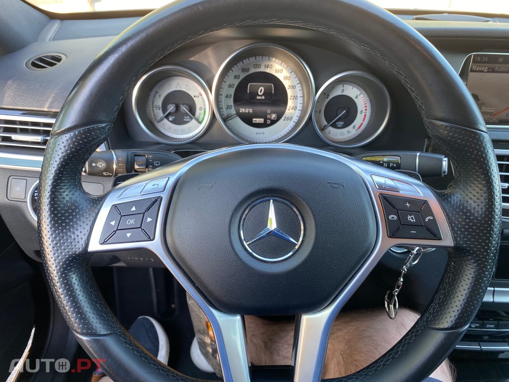 Mercedes-Benz E 300 Bluetech Hibrid