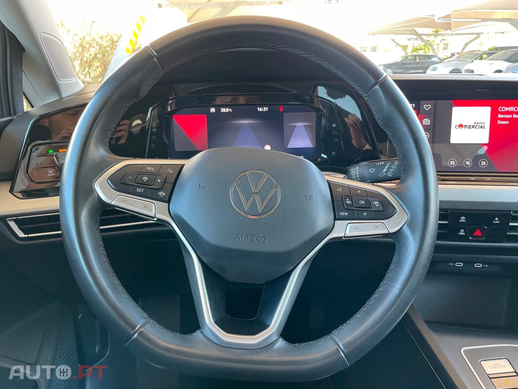 Volkswagen Golf Variant 1.5 eTSI OPF DSG Life