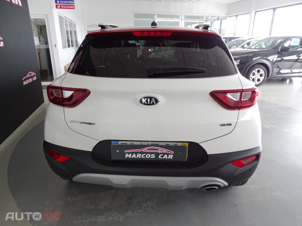 Kia Stonic 1.6 CRDi EX