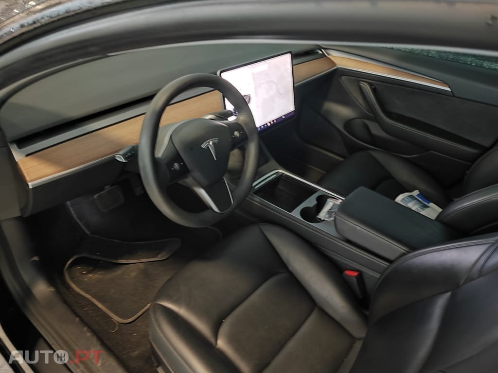 Tesla Model 3 Long Range AWD Dual Motor