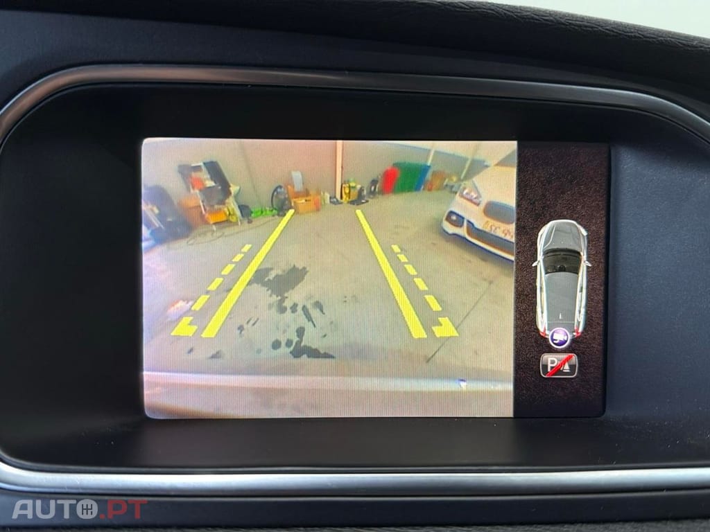 Volvo V40 2.0 D3 Momentum