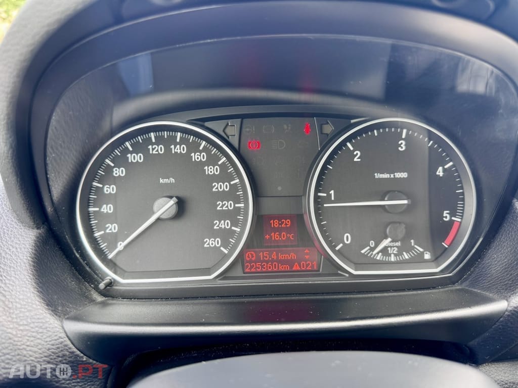 BMW 123 d Coupe Limited Edition Lifestyle c/ M Sport Pack
