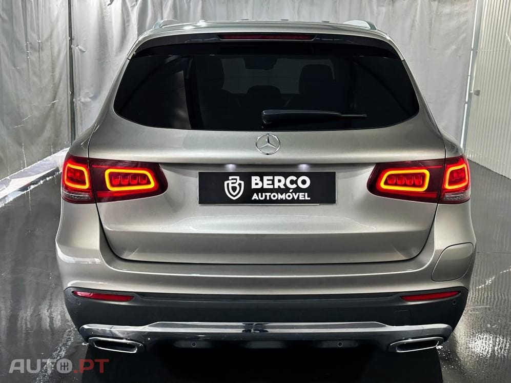 Mercedes-Benz GLC 300 de 4Matic 9G-TRONIC AMG Line