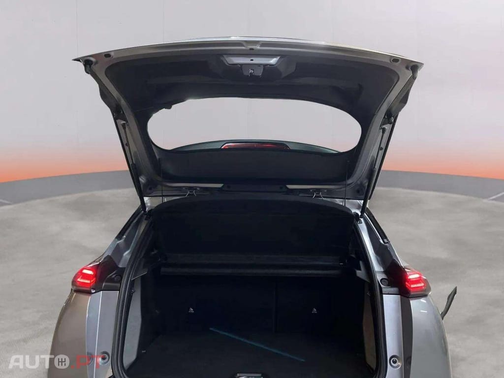 Peugeot 2008 1.2 PureTech Allure