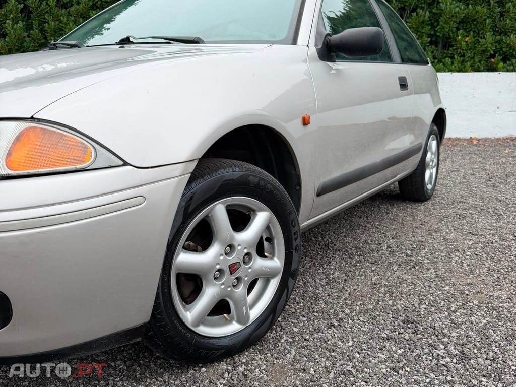 Rover 200 TD 2 LUGARES