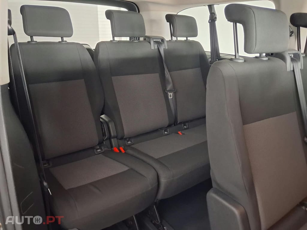 Peugeot Traveller 1.5 BlueHDi L3H1 Long