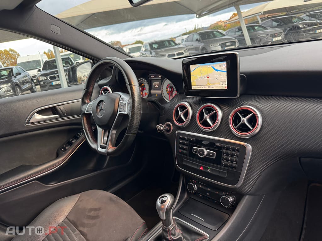 Mercedes-Benz A 180 d AMG Line