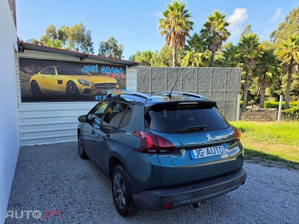 Peugeot 2008 1.2 Vti 82Cv Style