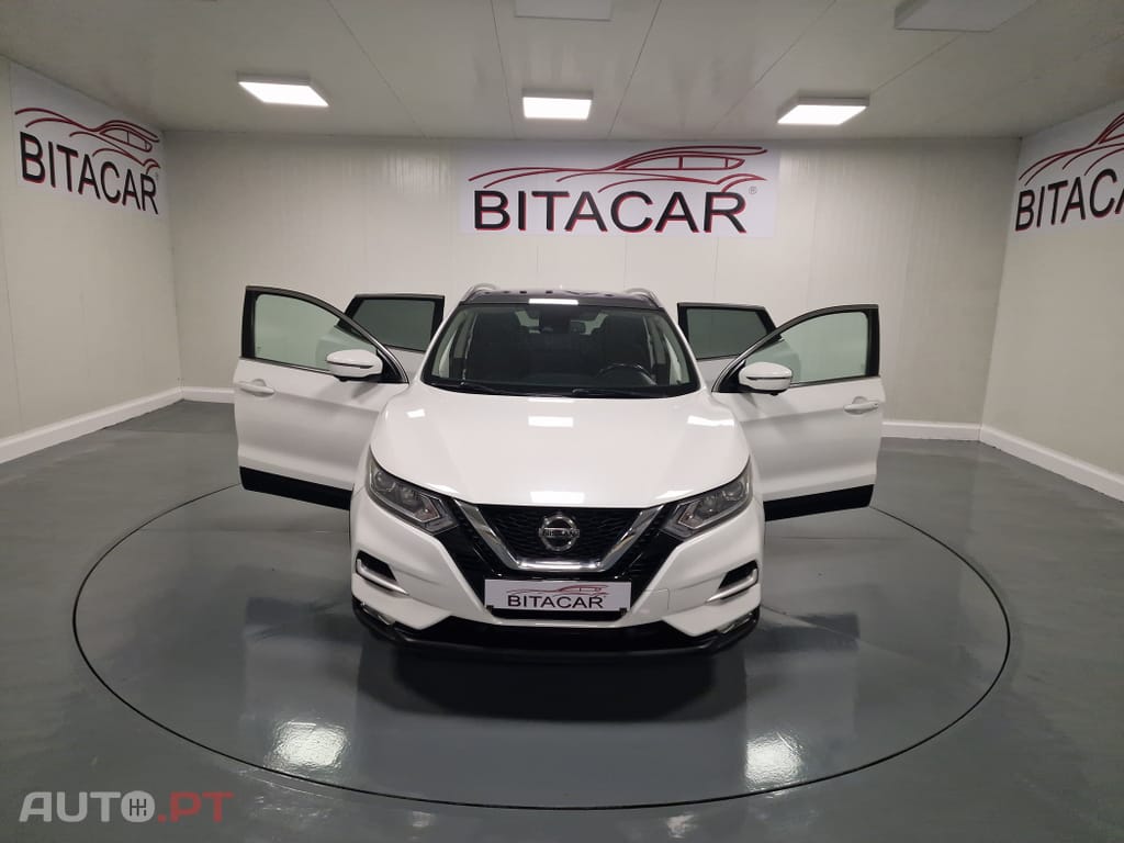 Nissan Qashqai 1.5 dCi N-Connecta