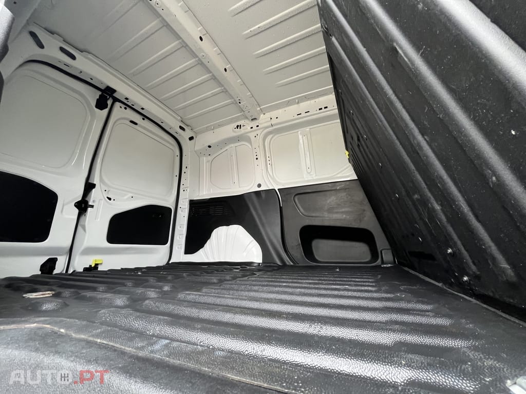 Peugeot Partner 1.5 BlueHDi Pro Standard