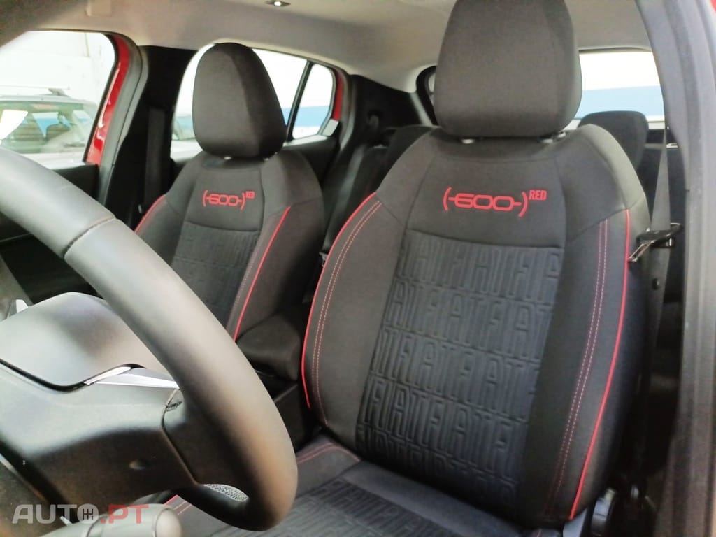 Fiat 600e 54 kWh (RED)