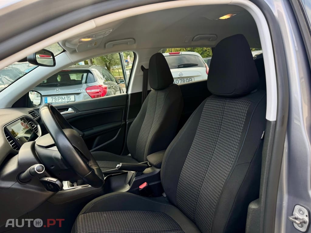 Peugeot 308 1.5 BlueHDi Style