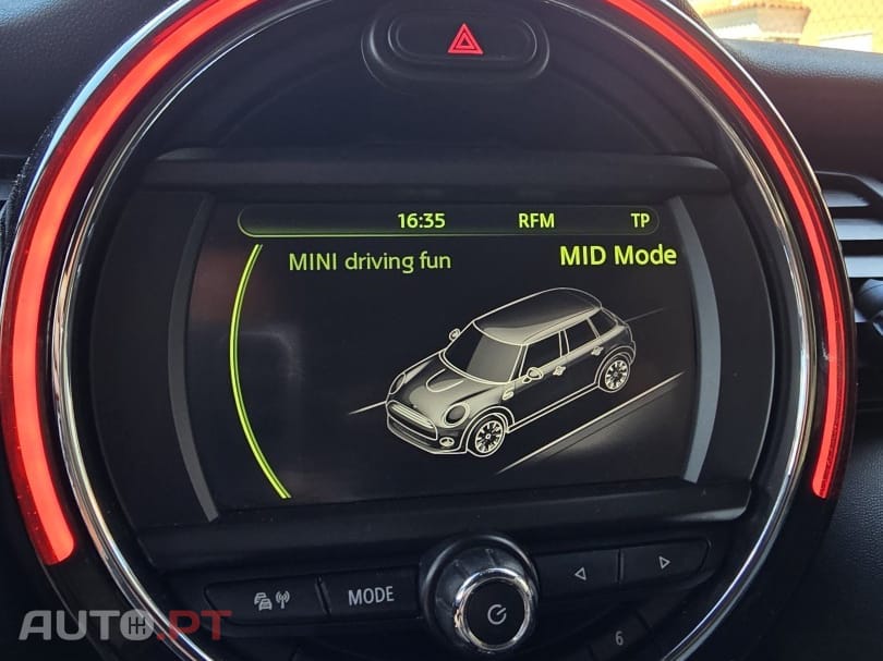 MINI Cooper Cooper D Auto