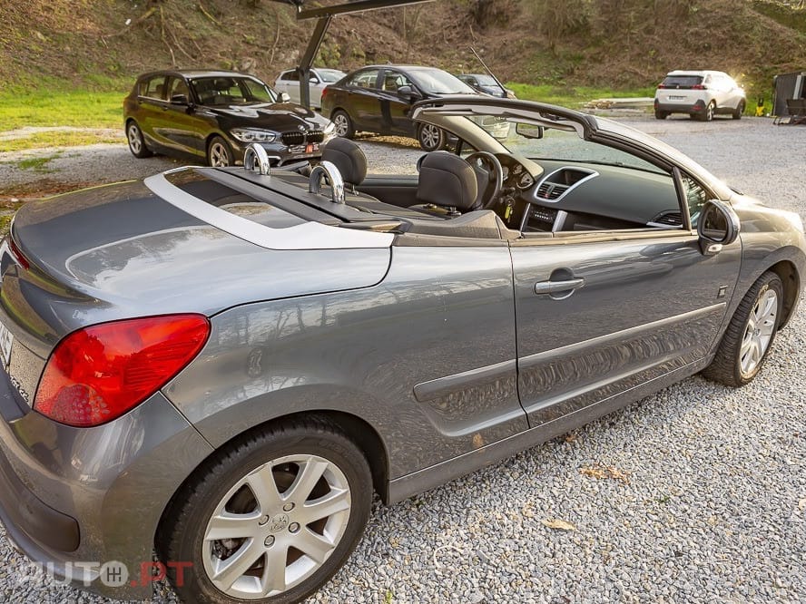 Peugeot 207 CC 120 VTi JBL
