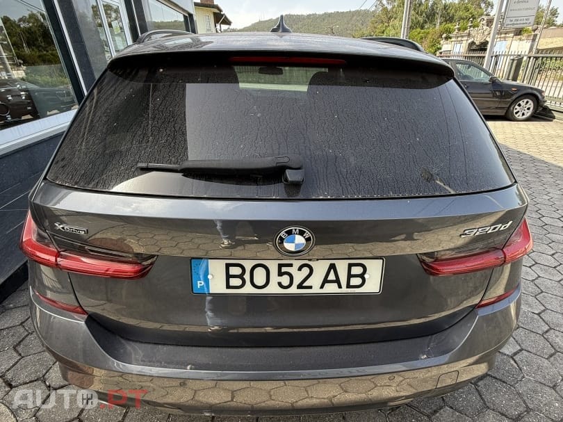BMW 320 i Pack M