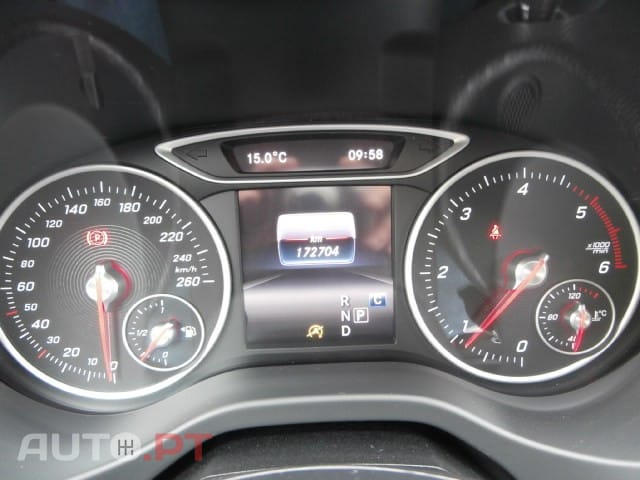Mercedes-Benz A 180 d 7G-DCT Style
